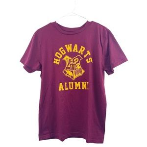 Harry Potter Shirt Mens Medium Red Hogwarts Alumni Short Sleeve